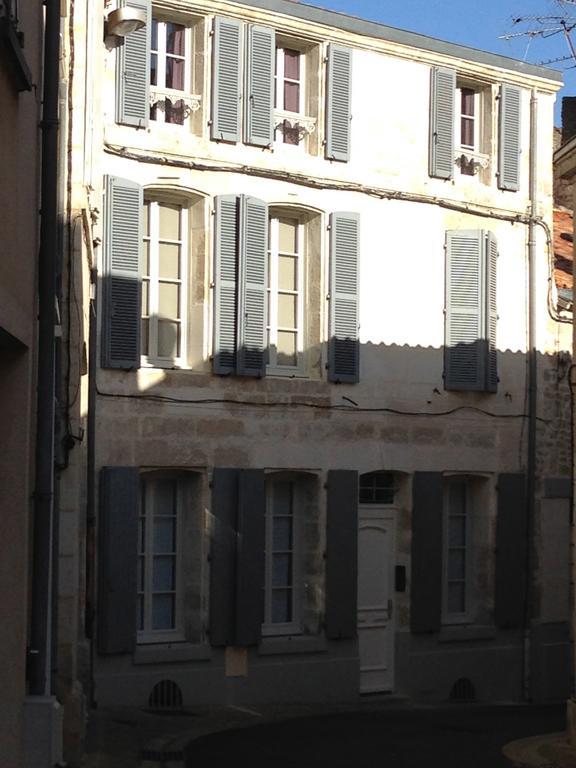 Appartements D'Hotes Santa Giulia Niort Esterno foto